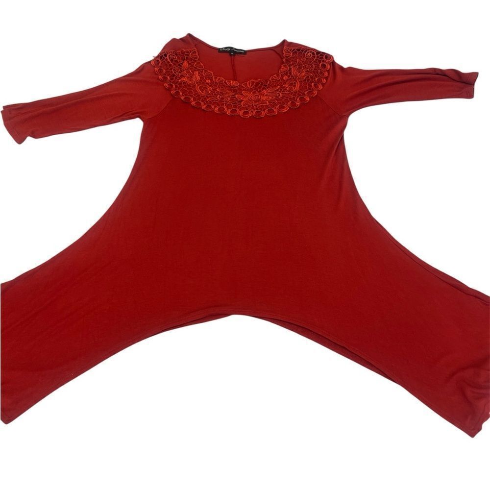 Simply Irresistible rust color szS 3/4 sleeve lace round neck shark bite hem EUC